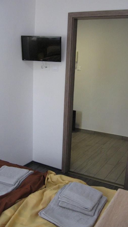 Hz Apartman Miskolc Exterior photo