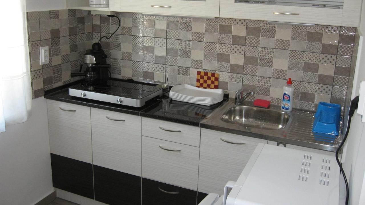 Hz Apartman Miskolc Exterior photo